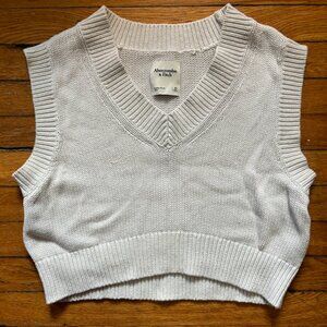 Abercrombie Cropped Knit Vest WHITE XS